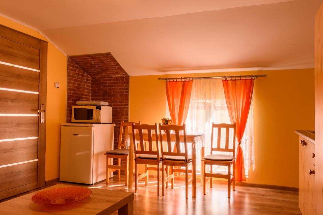 Chatka Elegant Bešeňová Eksteriør bilde