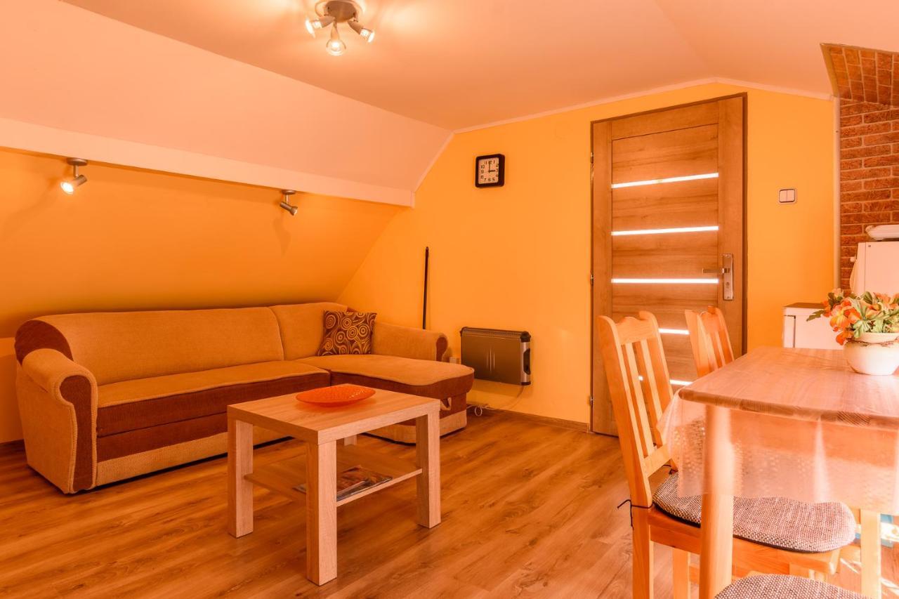 Chatka Elegant Bešeňová Eksteriør bilde